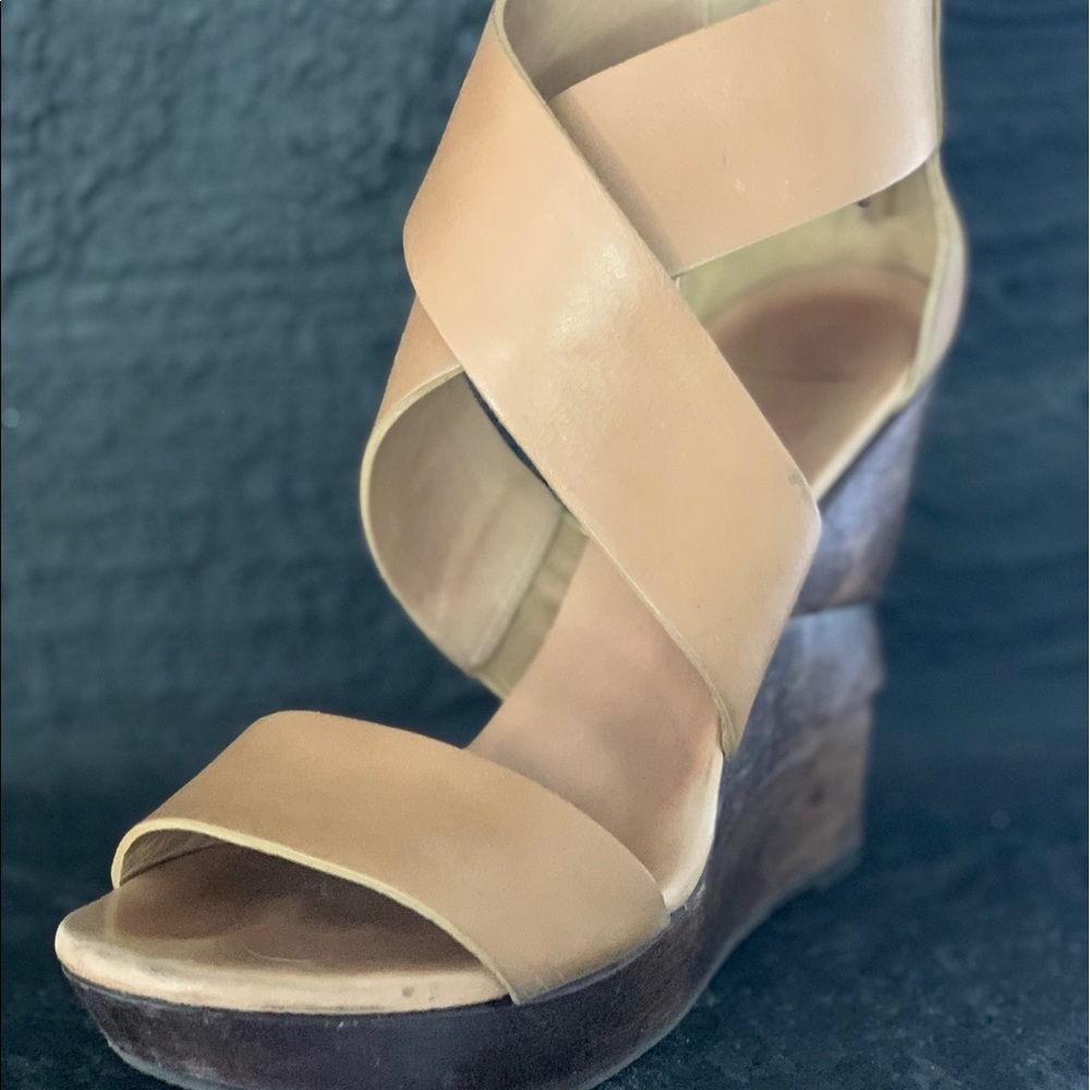 DVF Wedges Size 7